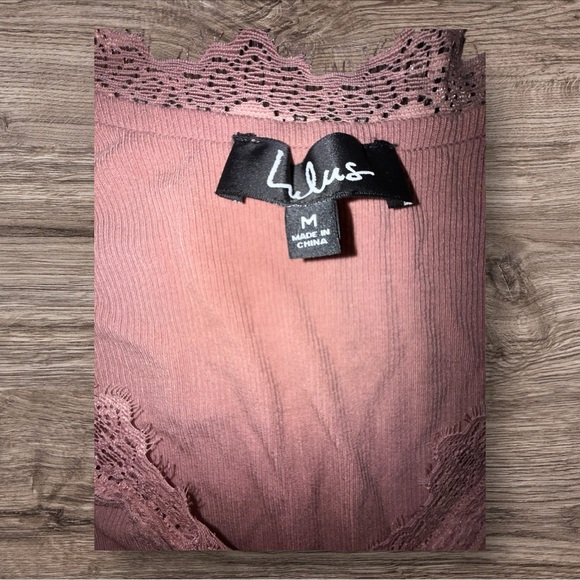 Lulus Pink Ribbed Lace Trim Shirt Women’s Size M Long Sleeve Stretch Top - Picture 3 of 3